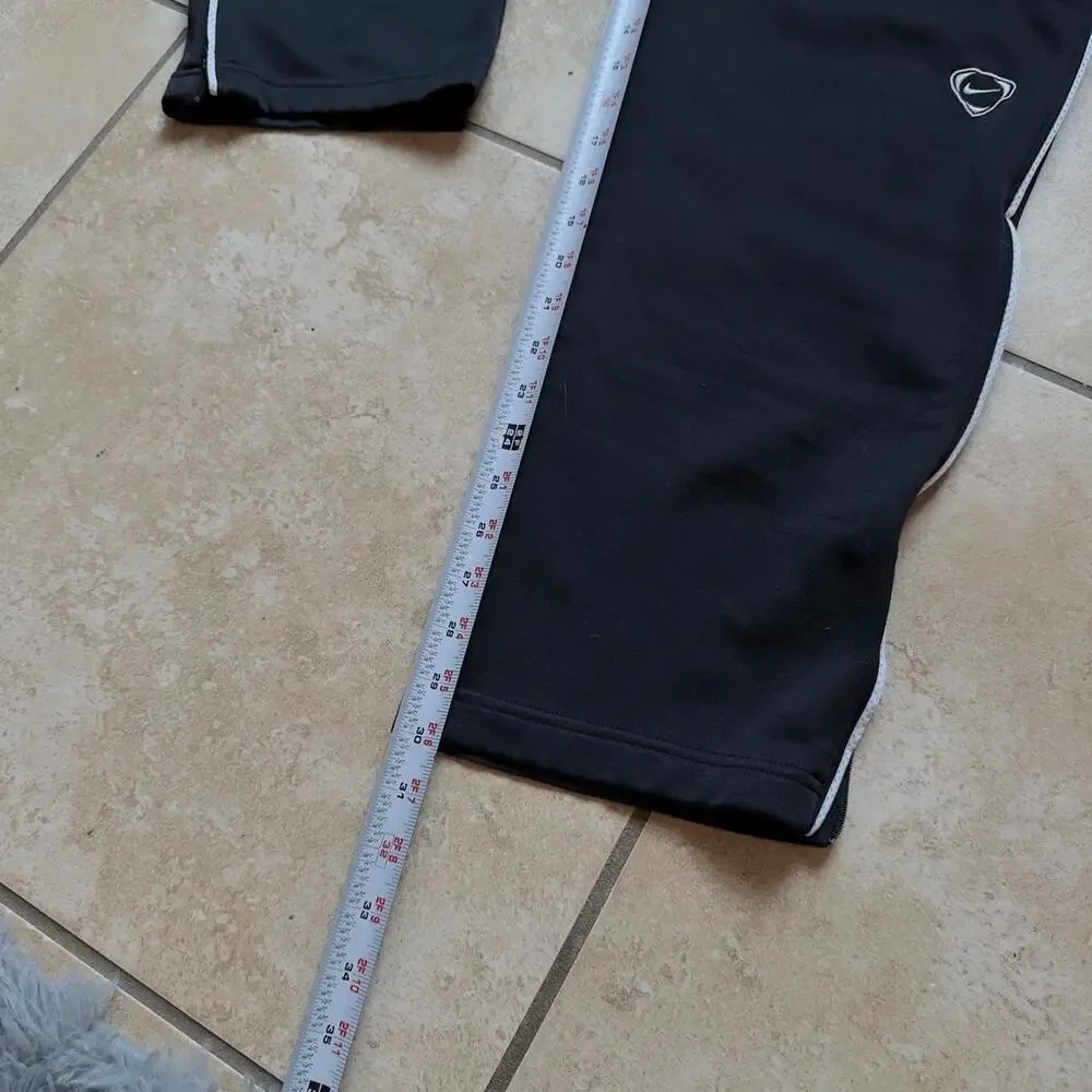 Nike sweatpants embroidered